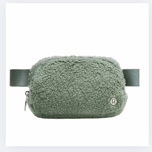 Lululemon Everywhere Belt Bag Fleece Large 2L Light Green Sherpa Fannypack